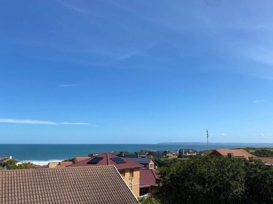 4 Bedroom Property for Sale in Outeniqua Strand Western Cape